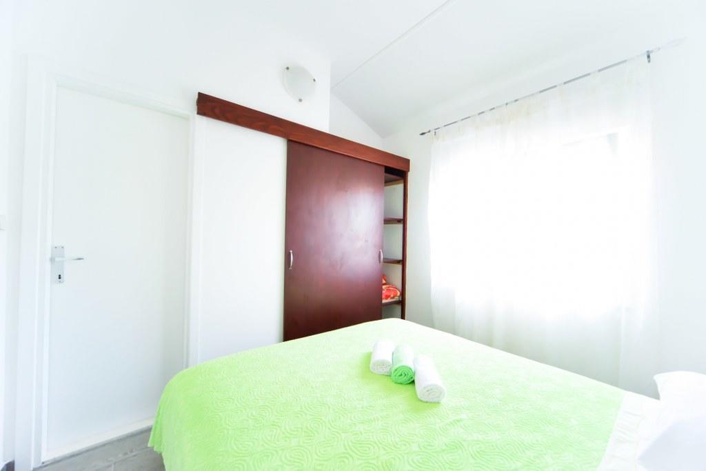 Apartments Valentina Петрчане Экстерьер фото